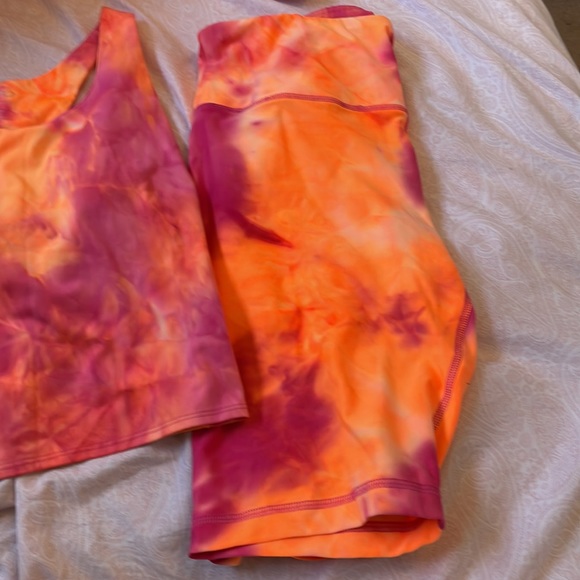 Active set - Picture 2 of 3